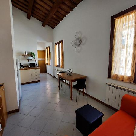 Appartamento In Centro Free Wi-Fi, Self Check-In Forlì Dış mekan fotoğraf