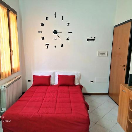 Appartamento In Centro Free Wi-Fi, Self Check-In Forlì Dış mekan fotoğraf